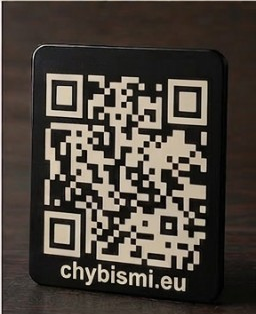 Plastový QR štítek s potiskem
